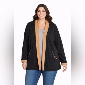Junonia Black and Tan Open Front Fleece Cardigan. Size 1X